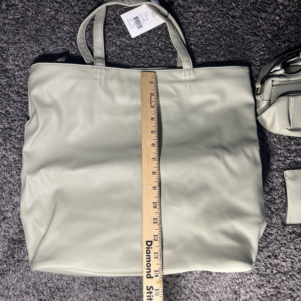 London Fog Laura 3 In 1 Tote Set sage‎ Green $148 New - Picture 2 of 5